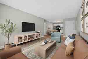 featured image of 18 Roosevelt Ave