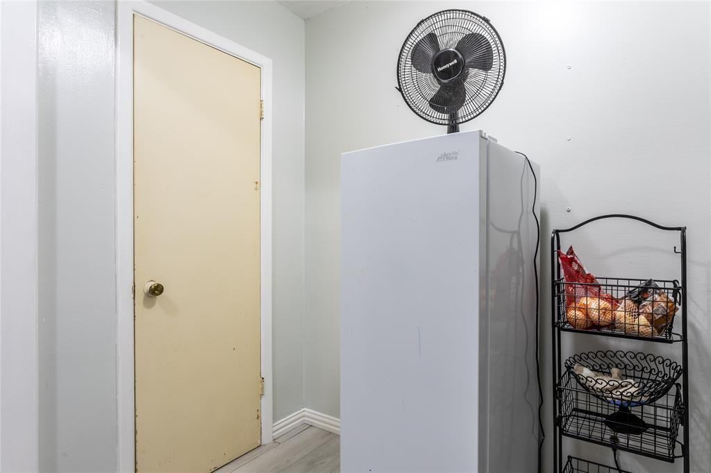 1701 P Ave #NA - Photo 2 of 20