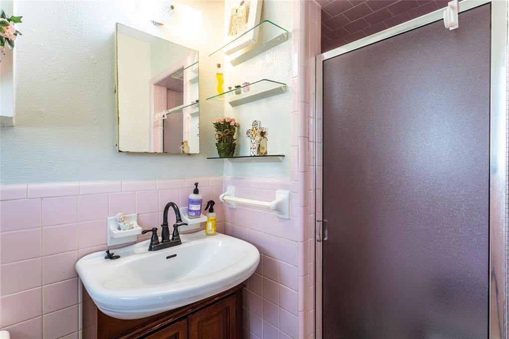 1701 P Ave #NA - Photo 4 of 20