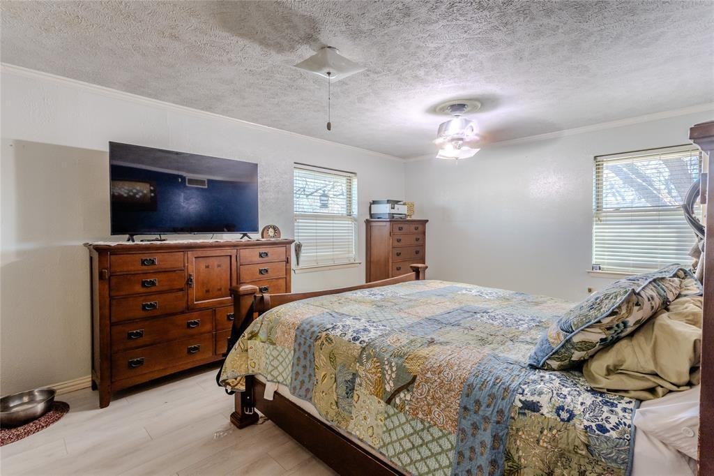 1701 P Ave #NA - Photo 7 of 20