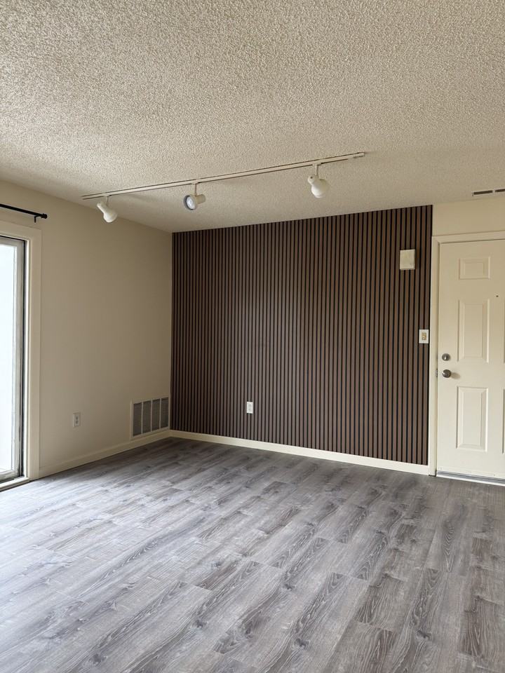 309 Ravens Crest Dr #309 - Photo 2 of 17