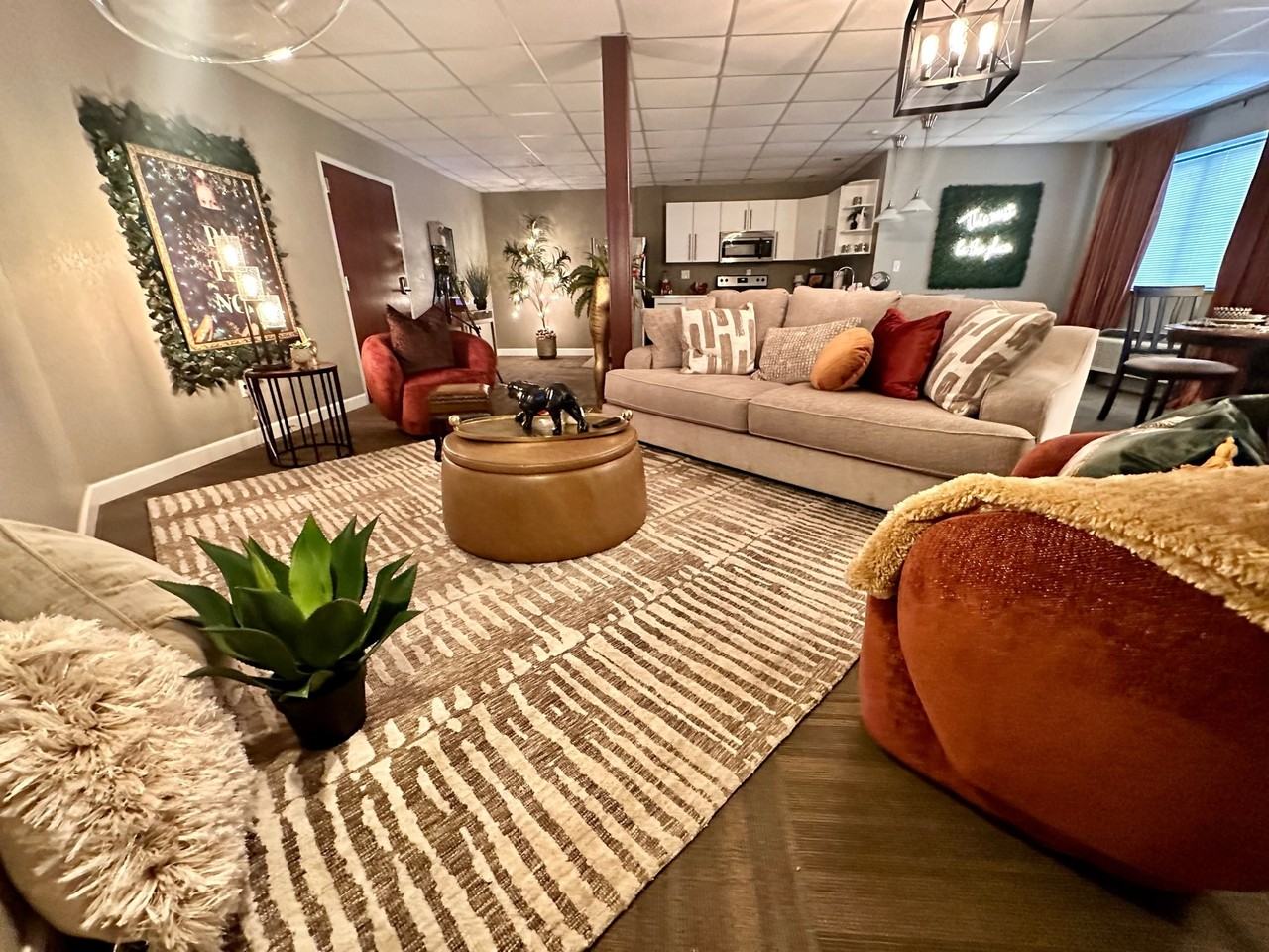 141 North Court - Photo 2 of 9