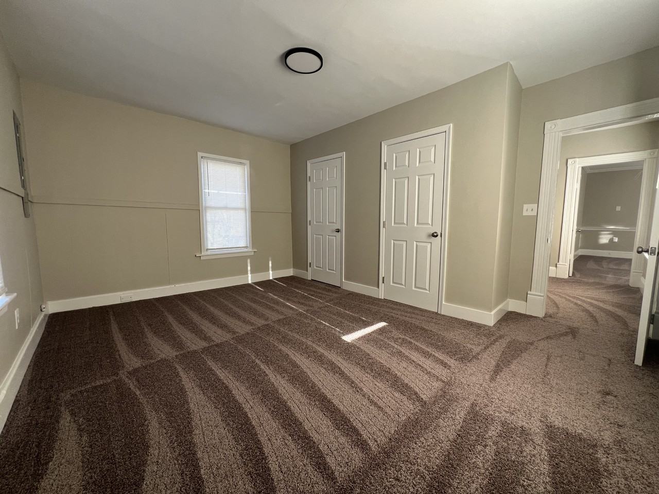 209 North Main Street- APT B - Photo 2 of 8