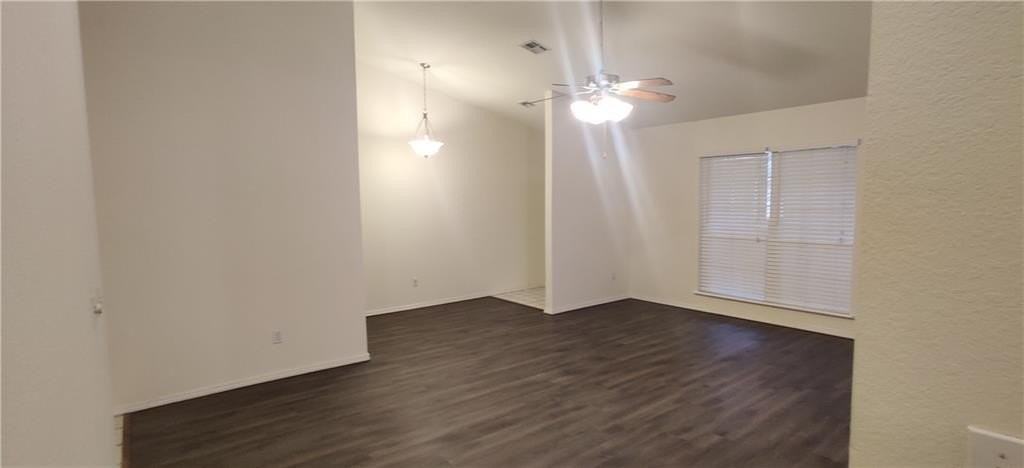 3362 Brian St - Photo 6 of 17