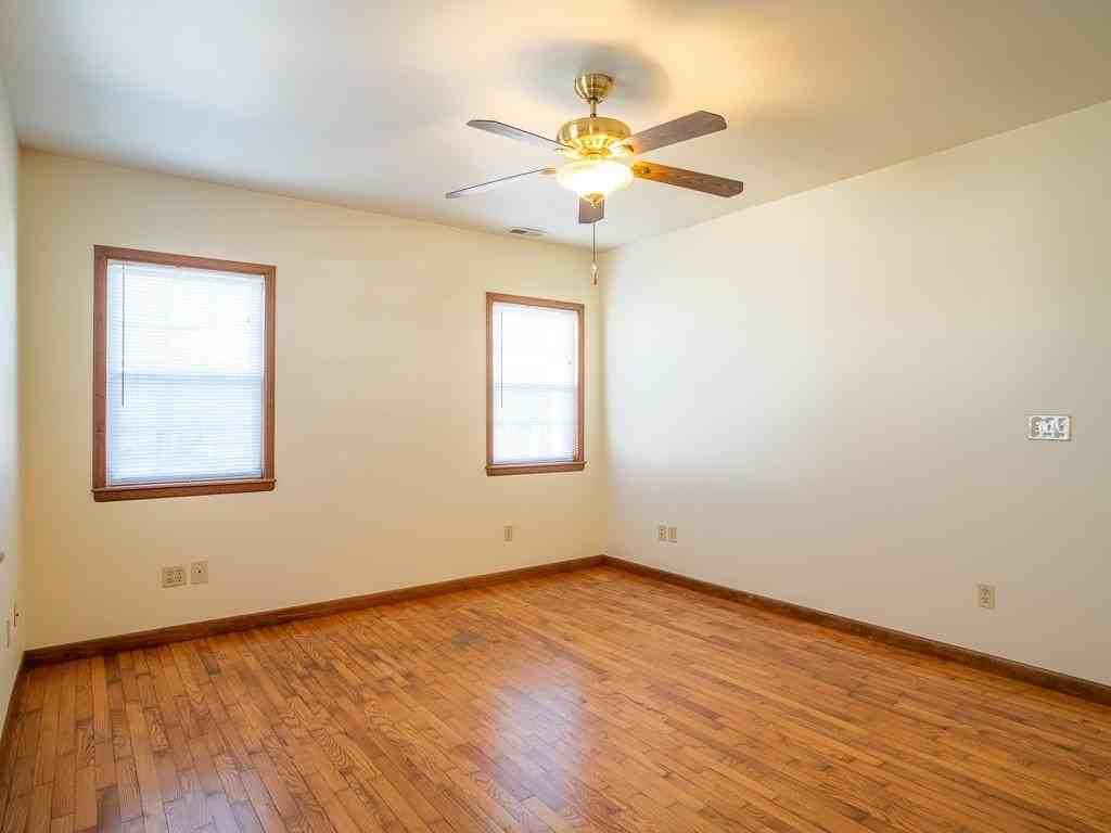 1702 W Cypress St - Photo 3 of 23