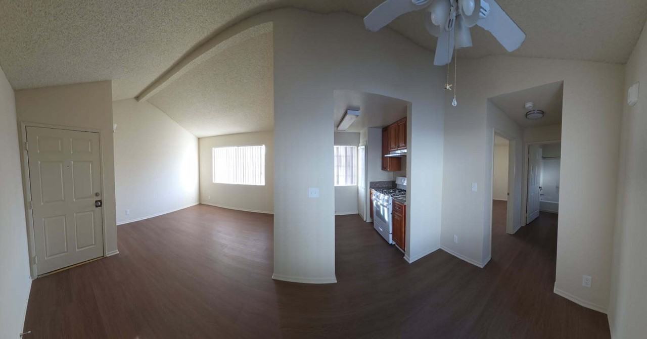 1586 Yosemite Dr. - Photo 2 of 20