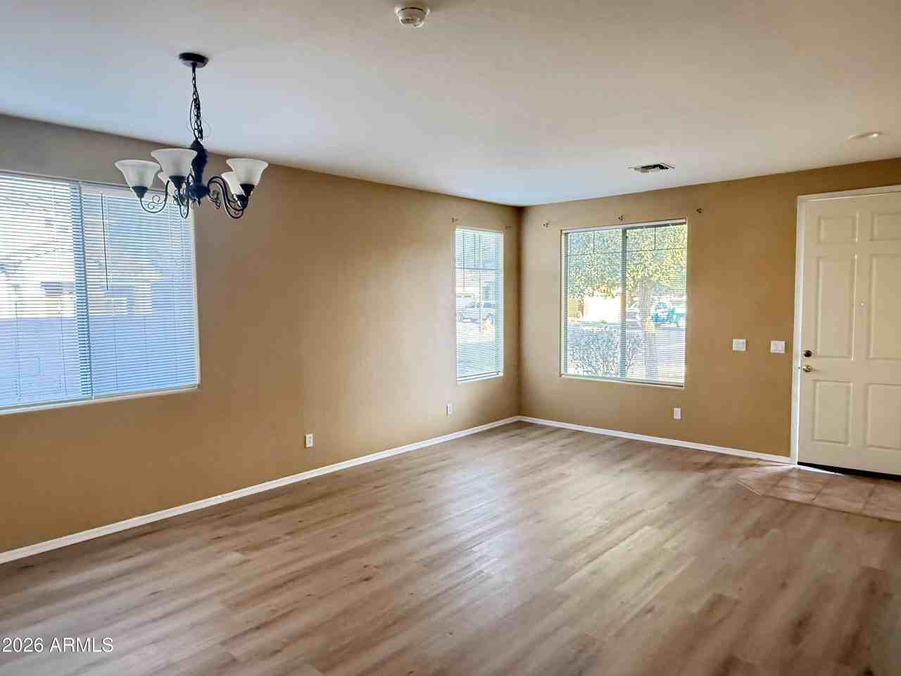 15206 W Morning Glory St - Photo 7 of 22