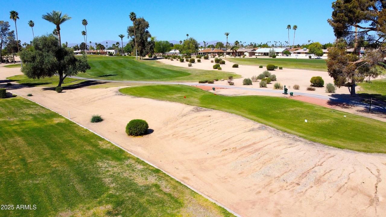 10416 W Prairie Hills Cir - Photo 3 of 43