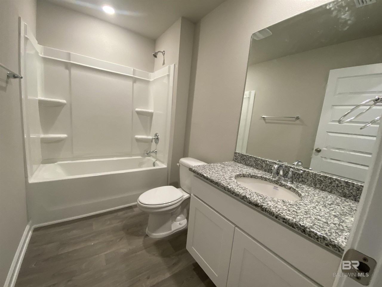 24641 Alamitos Trace Dr - Photo 5 of 20