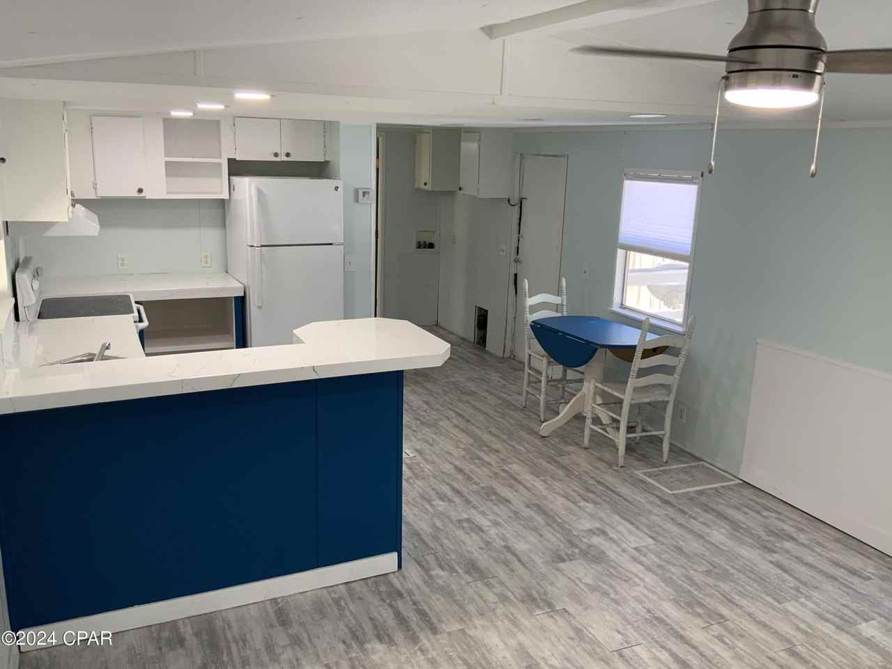 7125 Beachwood Blvd - Photo 3 of 15