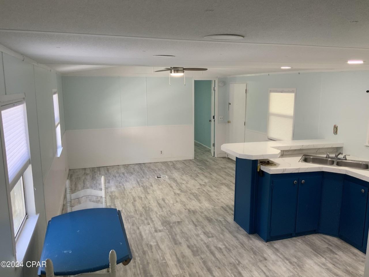 7125 Beachwood Blvd - Photo 6 of 15