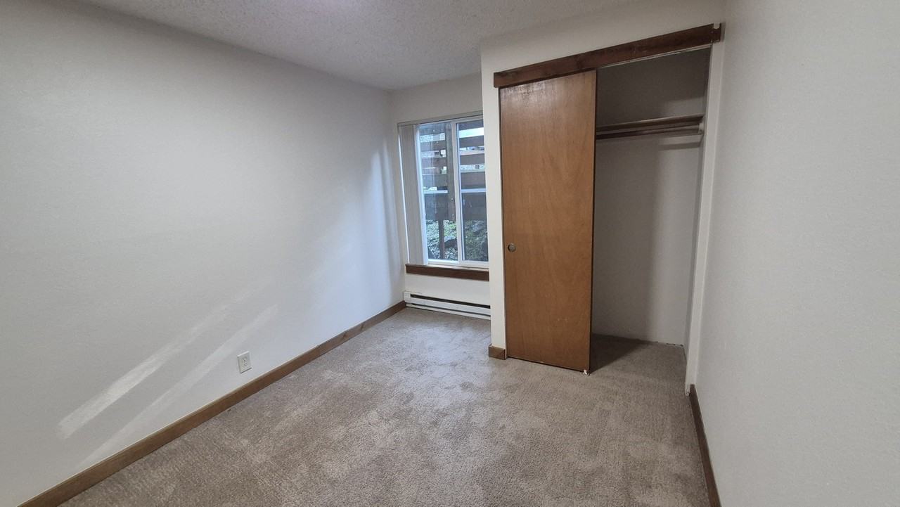 Multnomah Woods - Photo 5 of 43