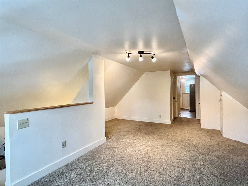 105 Spruce St Apt 3 #3 - Photo 5 of 14