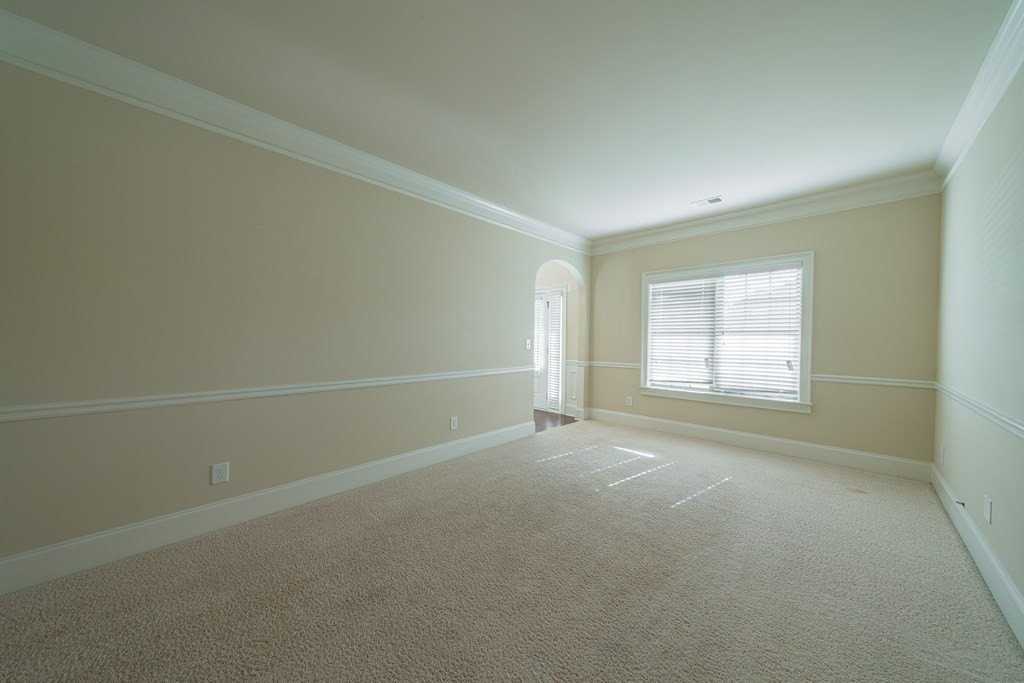 21 Sword St - Photo 5 of 50