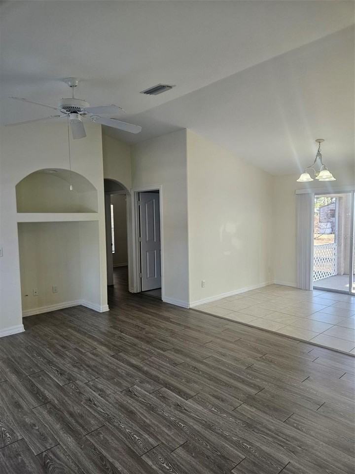 7450 Blutter Rd - Photo 3 of 34