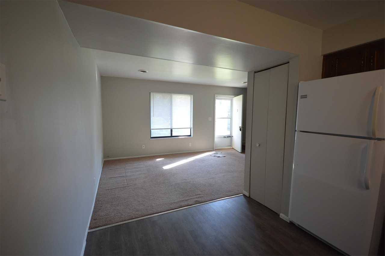 Kilbuck Townhomes - Photo 7 of 12