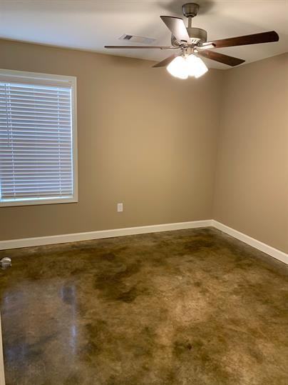 Oxford Pointe Apartments - Photo 4 of 6