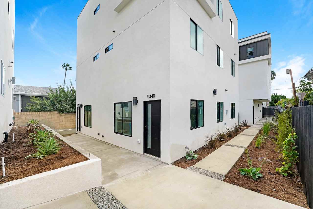 5346-5350 Oakland Street - Photo 4 of 40