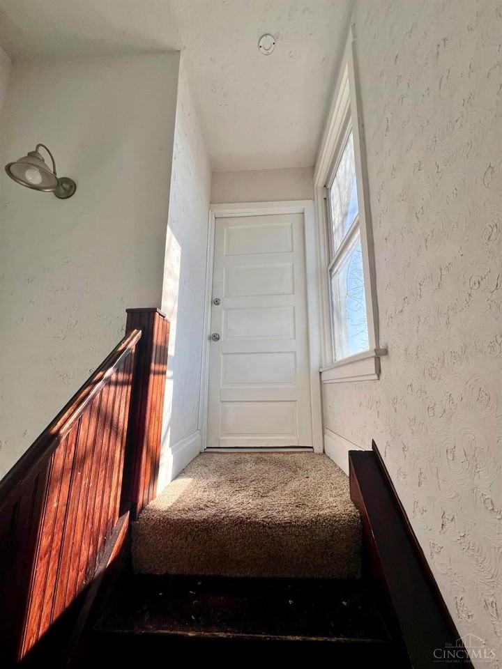 2417 Park Ave Apt 3 #3 - Photo 3 of 23