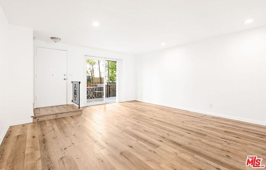 2242 S Bentley Ave Apt 4 #4 - Photo 7 of 26