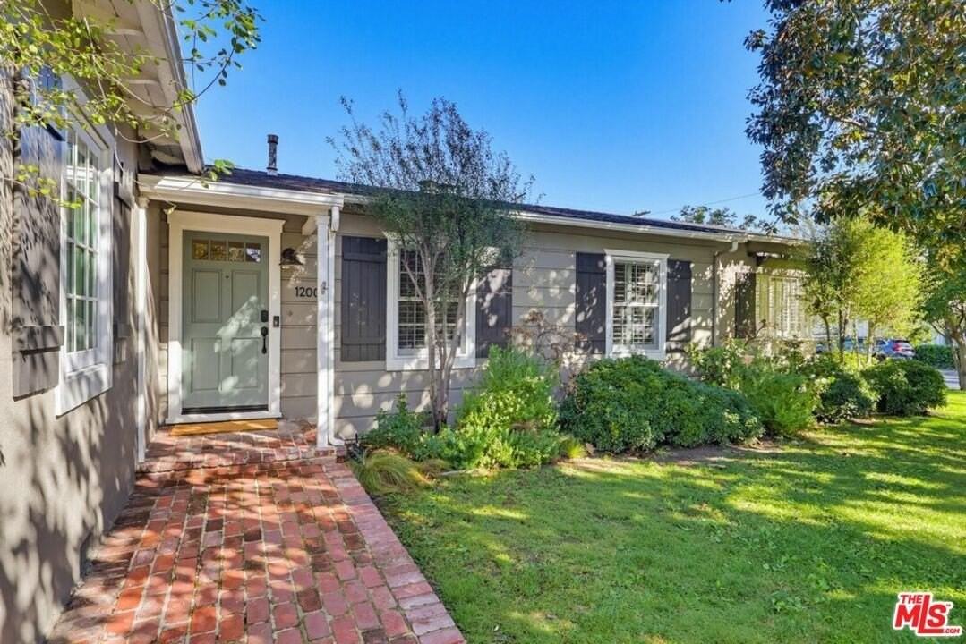 12005 Hesby St - Photo 2 of 26