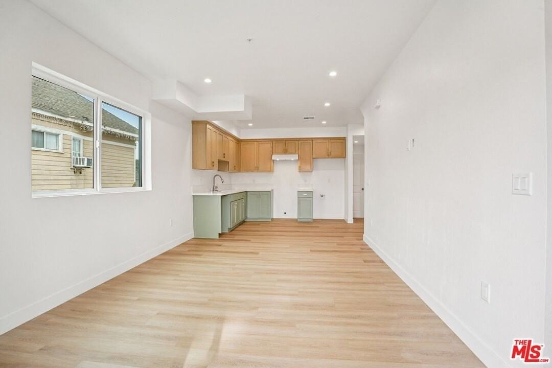 1185 Leighton Ave Unit 1/2 #1-2 - Photo 5 of 44