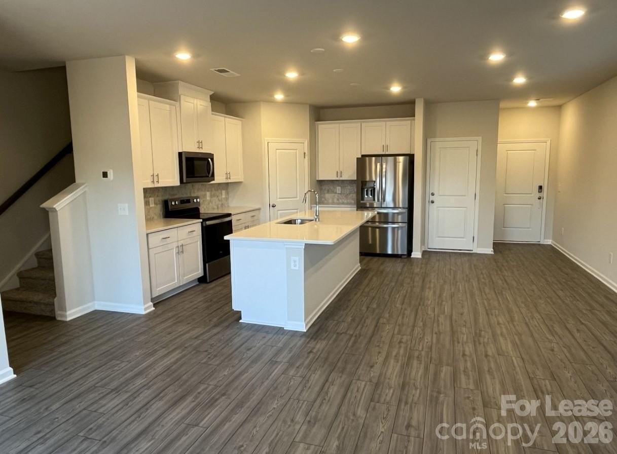 5173 Brailey Cir - Photo 3 of 21