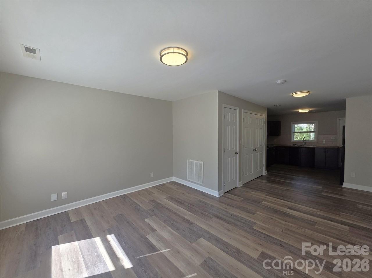 1320 Ware Ave - Photo 2 of 17