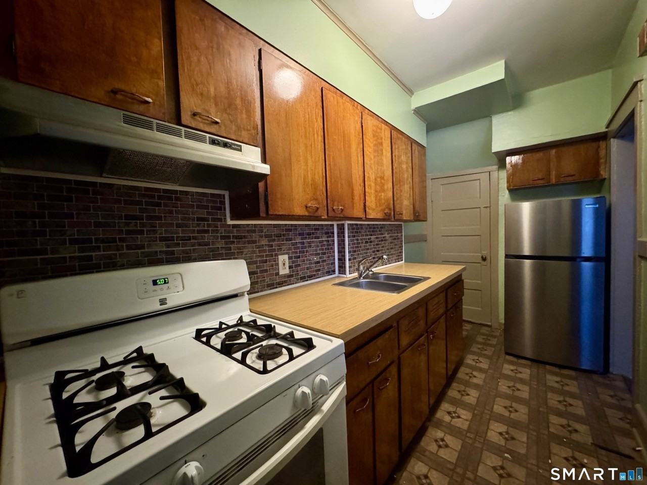 45 Ives St - Photo 4 of 9