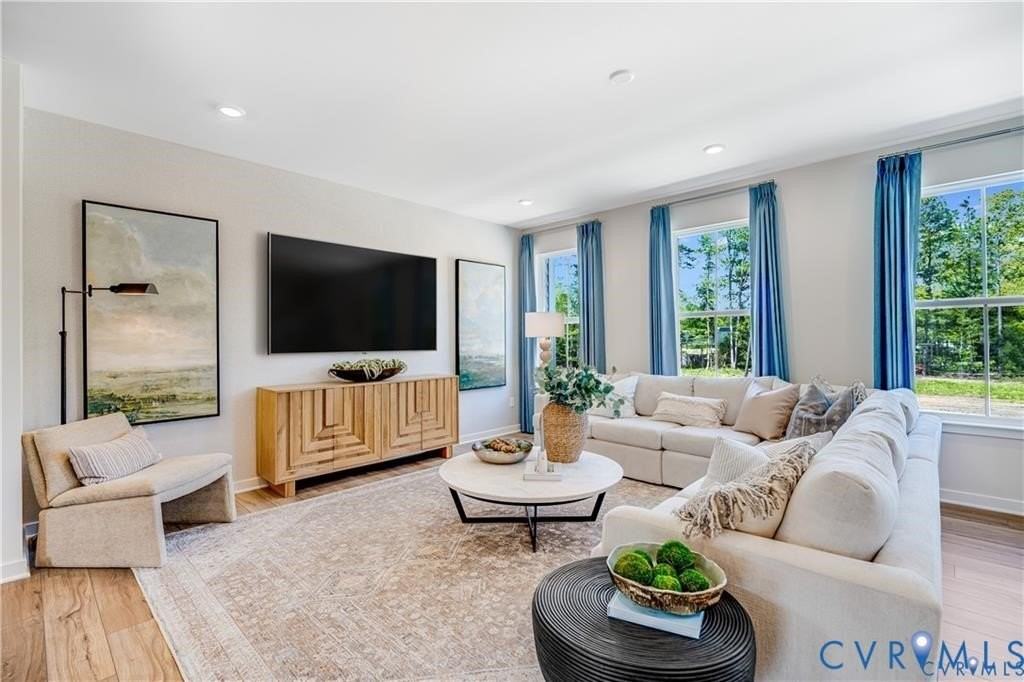 8768 Pioneer Hill Dr - Photo 7 of 23