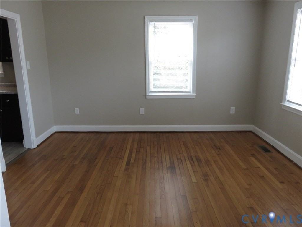 1909 S Battery Dr - Photo 5 of 20