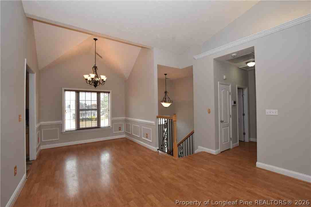 109 Canyon Ct - Photo 6 of 25