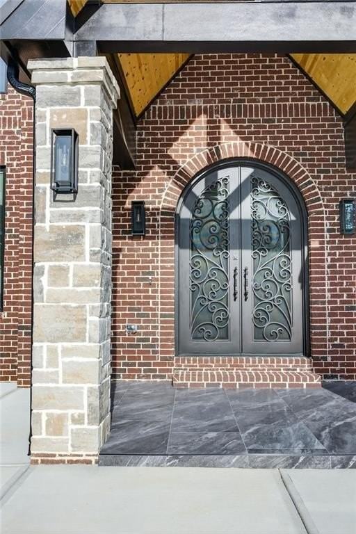 403 Thunder Rd - Photo 7 of 50