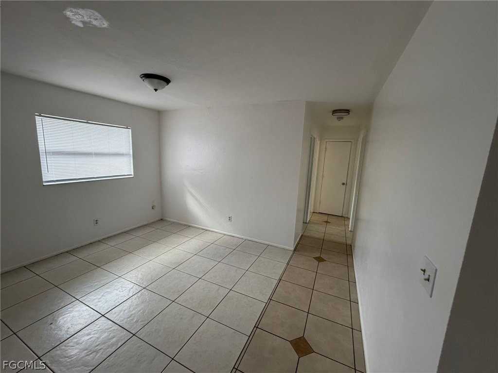 6192 Markland Ave - Photo 5 of 10