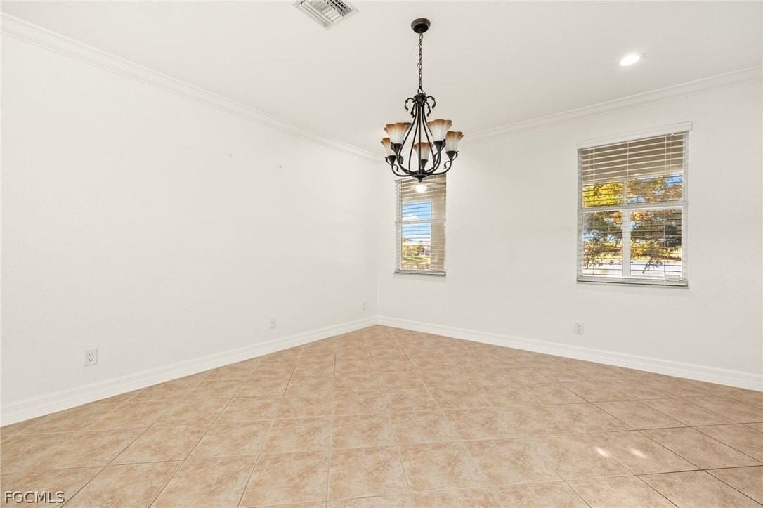 17030 Tremont St - Photo 7 of 35