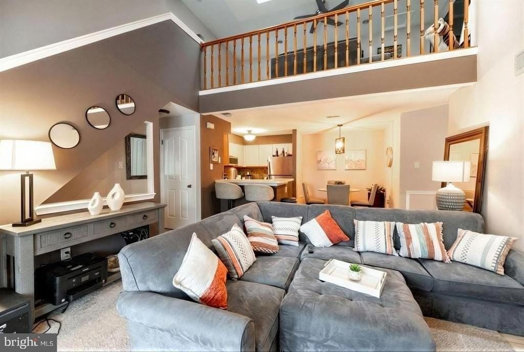 1012 Foxmeadow Dr - Photo 3 of 26