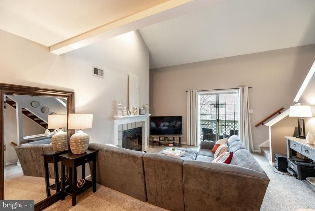 1012 Foxmeadow Dr - Photo 5 of 26