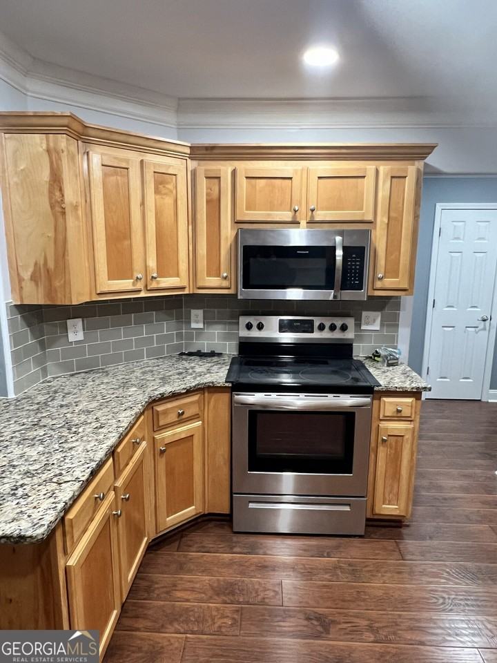 3185 Glenloch Pl - Photo 7 of 20