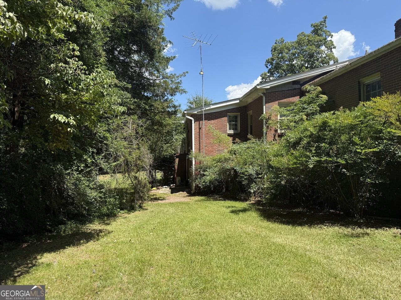 998 Highland Cir Se - Photo 6 of 30