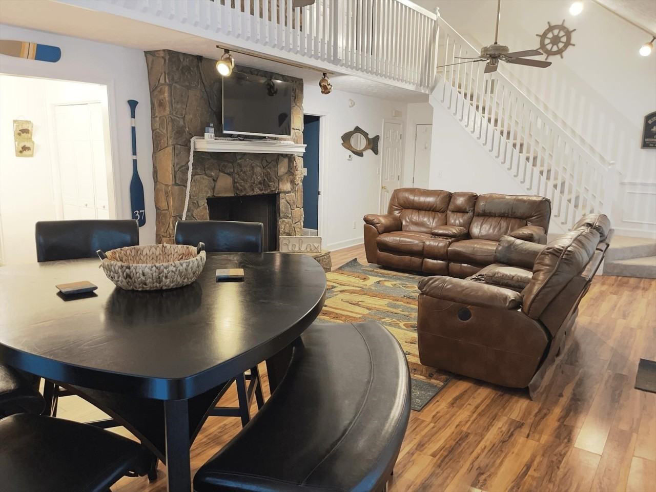 4049 Skyline Dr - Photo 7 of 28