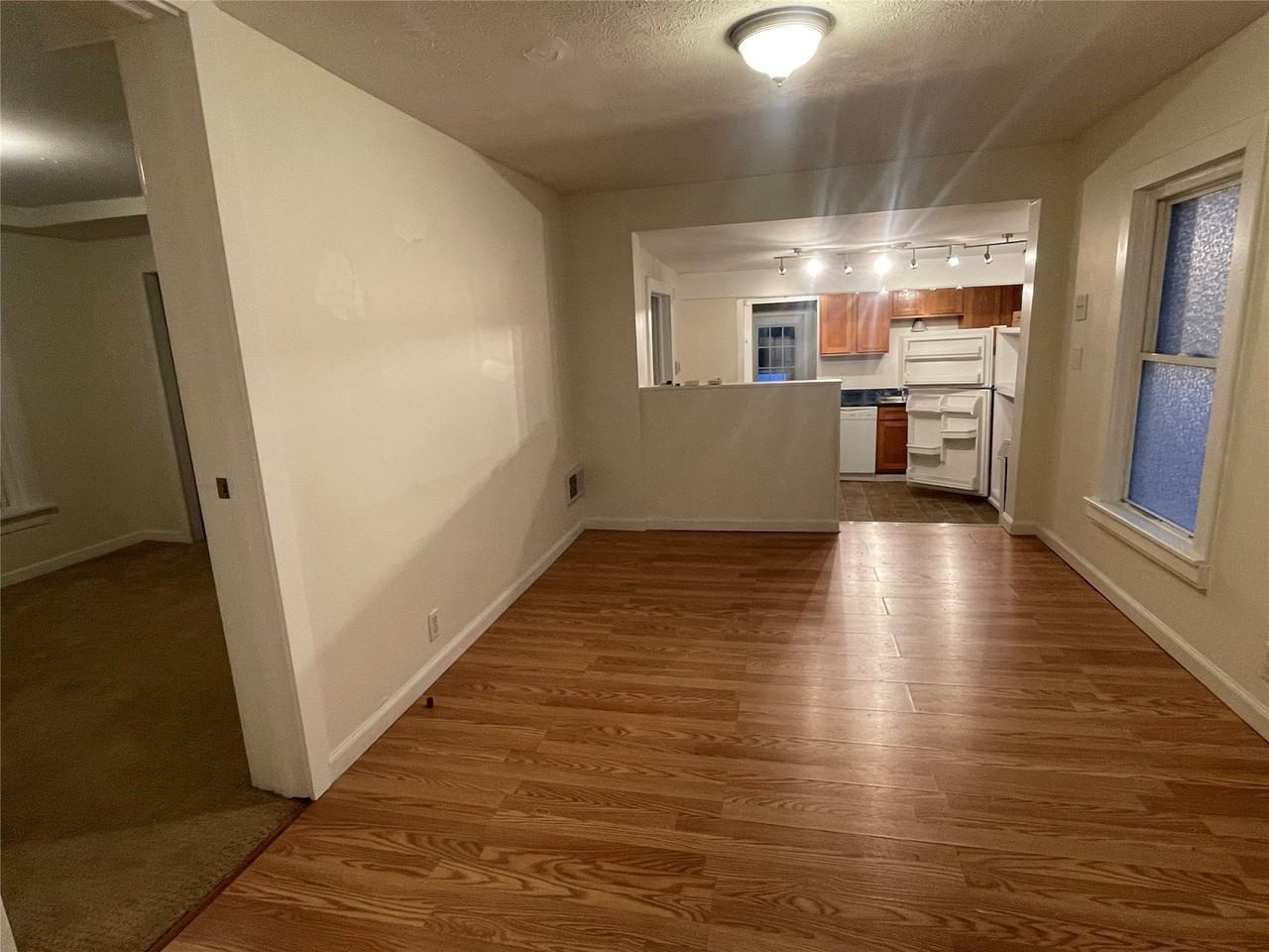 947 W 3rd St - Photo 7 of 15