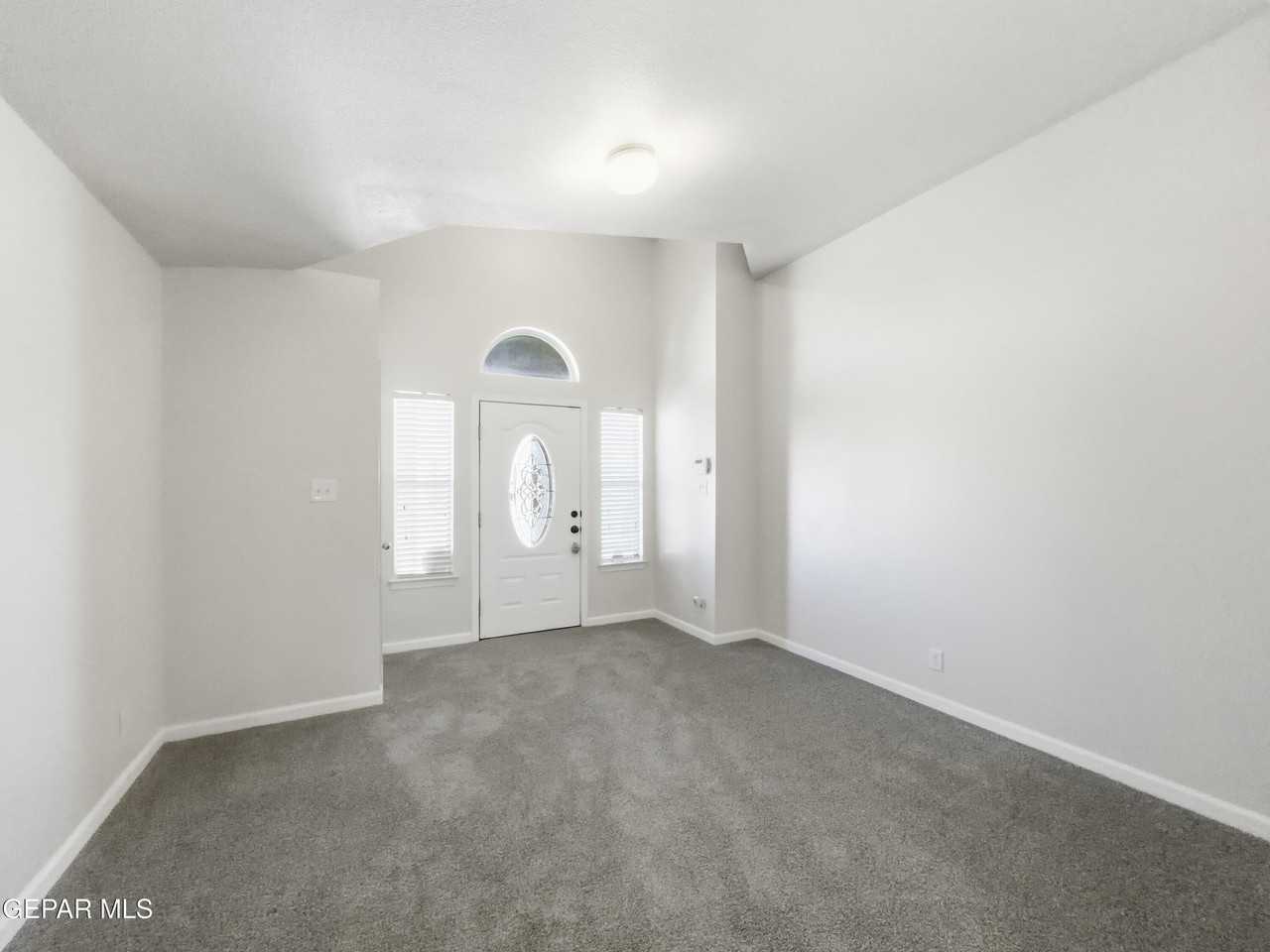 14183 Rattler Point Dr - Photo 2 of 23