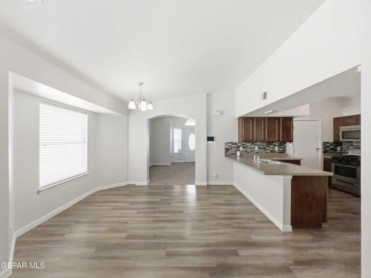 14183 Rattler Point Dr - Photo 3 of 23