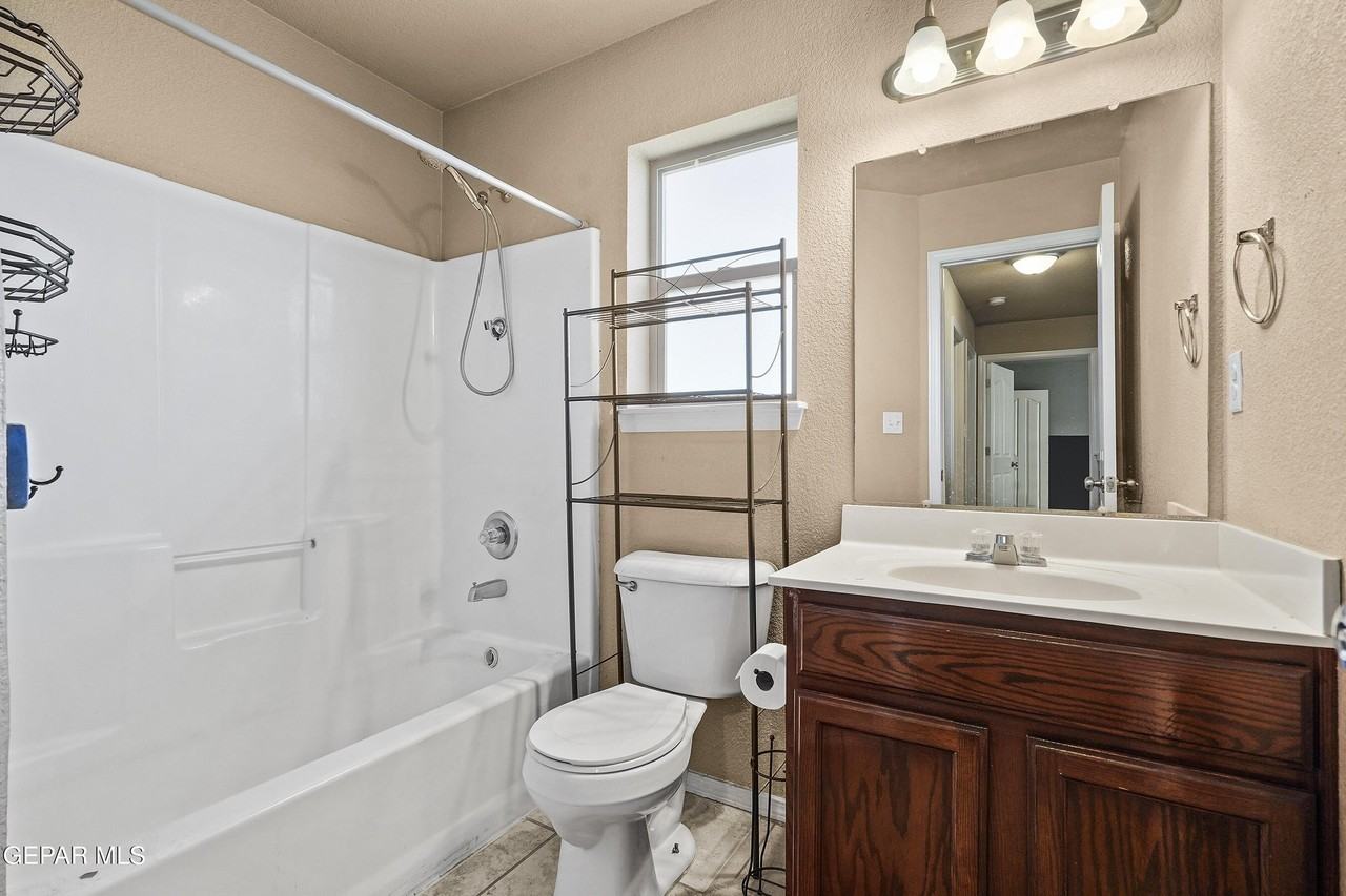 10720 Canyon Sage Dr - Photo 7 of 32