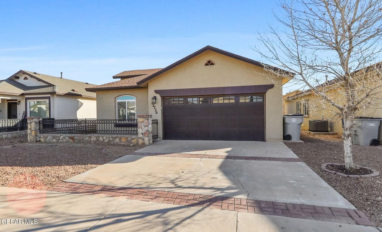 12776 Tre Maximiliano Ave - Photo 2 of 46