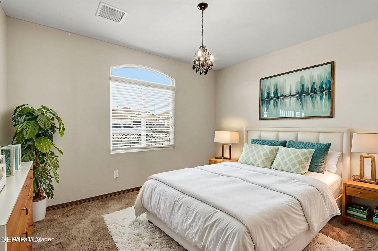 12776 Tre Maximiliano Ave - Photo 6 of 46