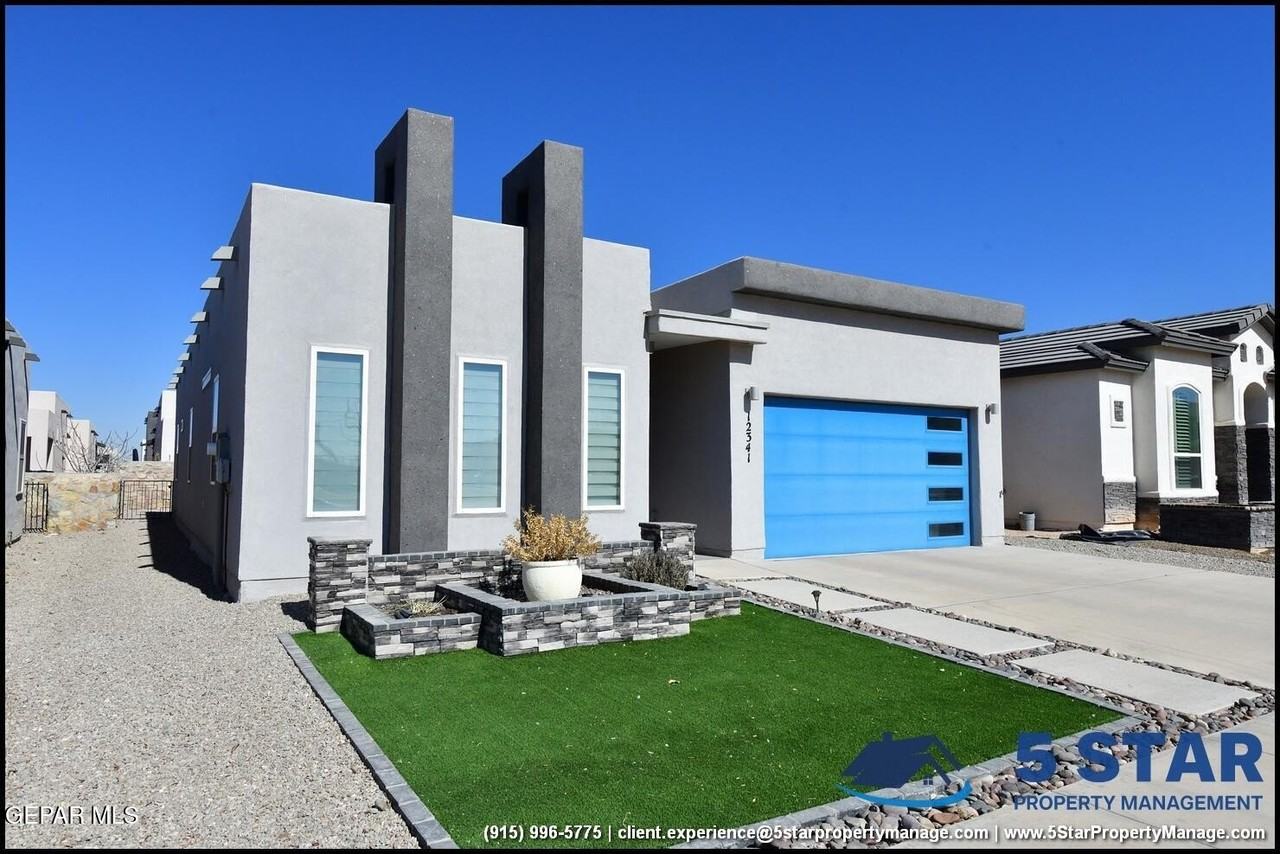 12341 Desert Vista Ave - Photo 2 of 32