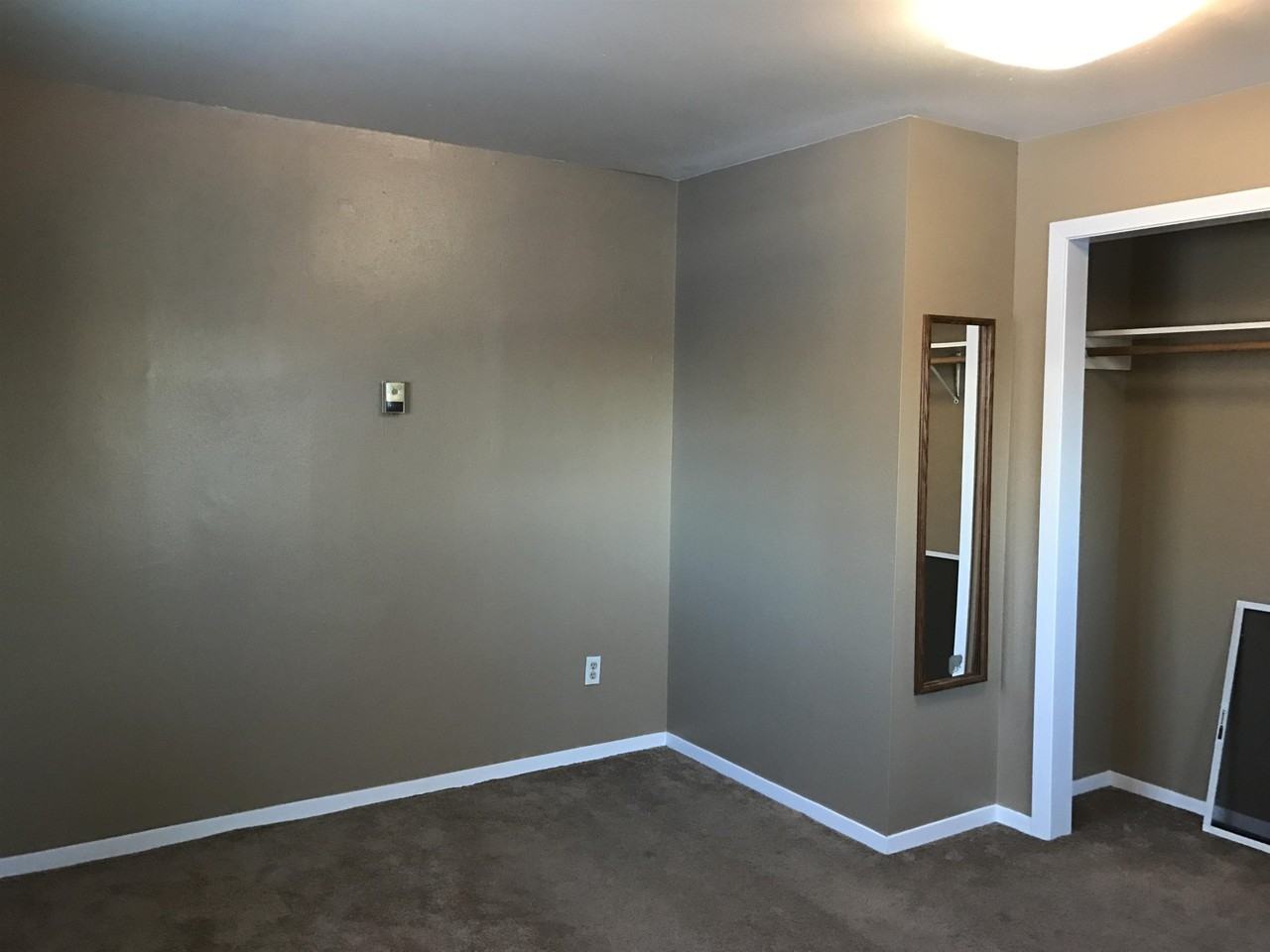 1554 Eielson St #7 - Photo 5 of 7