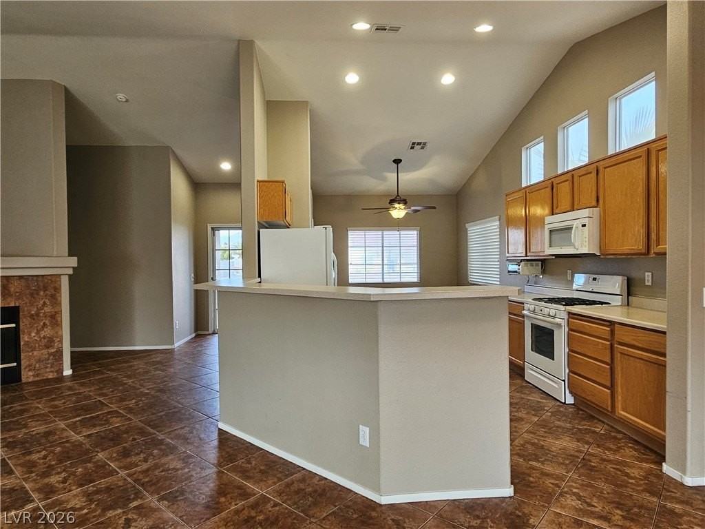 2603 Inlet Spring Ave - Photo 4 of 35