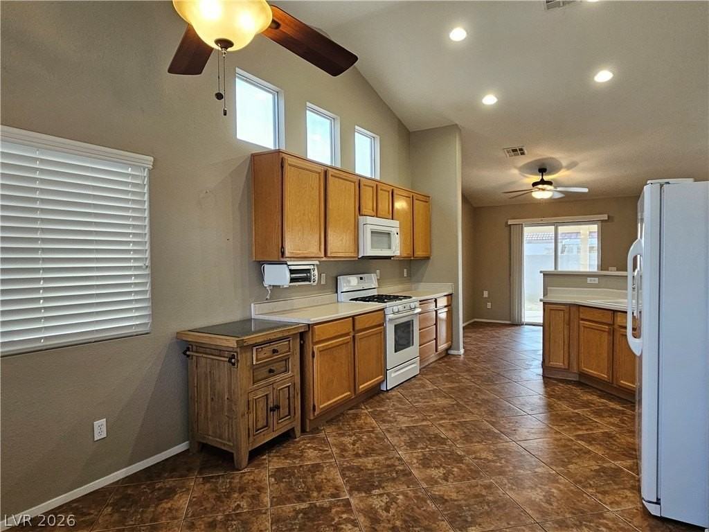 2603 Inlet Spring Ave - Photo 6 of 35